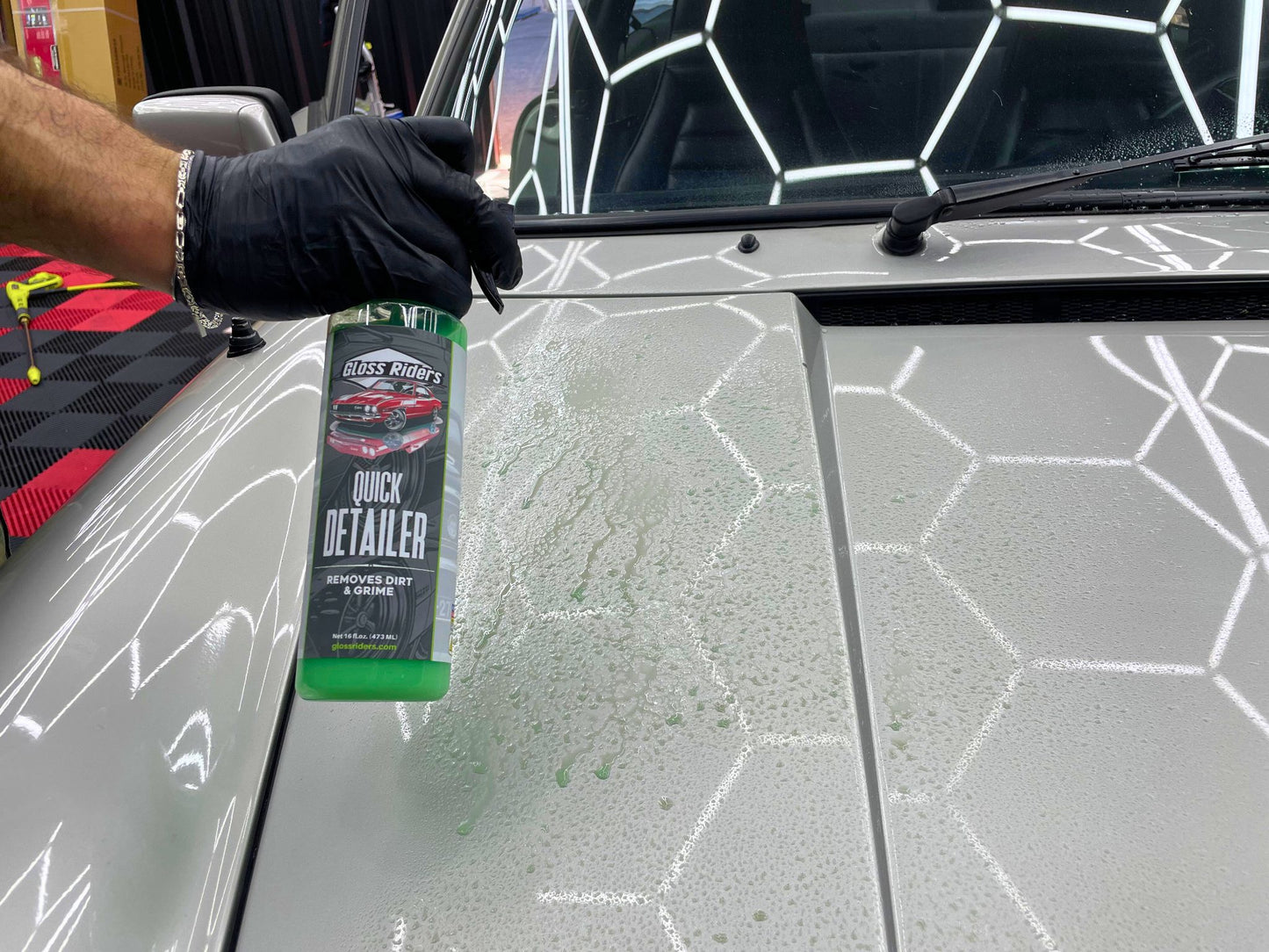 Glossy Quick Detailer and Waterless Wash image 1